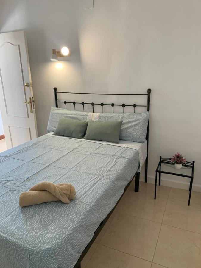 Alojamento de Acomodação e Pequeno-almoço Casa Pinos Playa